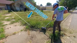 I Saw this VACANT Home with a HIDDEN Driveway and Spent ALL DAY Uncovering it - Overgrown Cleanup