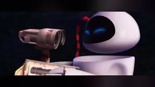 Eve kisses Wall- E