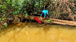 PESCARIA EMBAIXO DE CHUVA NO CORGO DOS TRAIRÕES TODO CUIDADO É POUCO 😱