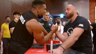 Larry wheels vs giorgi usharauli #armwrestling