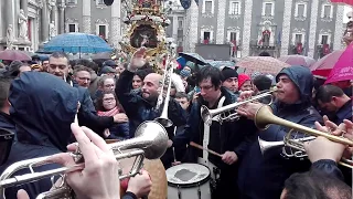 3 febbraio 2018 offerta della cera piazza Duomo