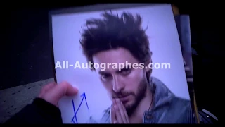 Jared Leto signing autographs in Paris