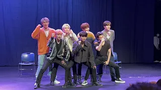 ATEEZ LA Fansign [220205]