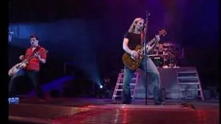 Nickelback - Leader of Men (Live at Home)