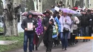 В Донецке похоронили погибших в шахте горняков