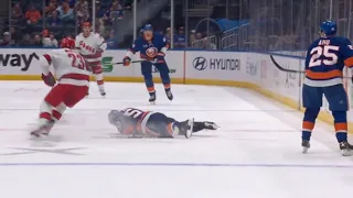 Casey Cizikas Is Shaken Up After Taking Friendly Fire From Sebastian Aho