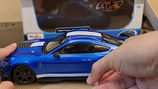 2020 Ford Shelby GT500 Mustang (Blue) 1/18 Scale by Maisto - Unboxing