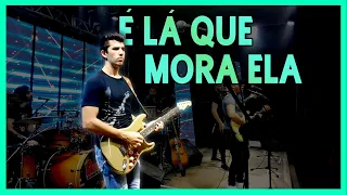 Sandro Coelho e Banda – É Lá Que Mora Ela (ao vivo)