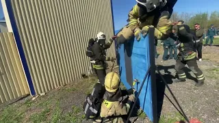 Соревнования пожарных на звание лучшее звено ГДЗС, сплочение, товарищество, сила