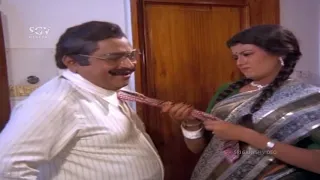 Heroine Starts Loving Ambarish | Dharma Yuddha Kannada Movie Scene | Dinesh | Charanraj