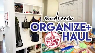 ✨ JAN 2020 ORGANIZATION DAY 4! ✔ MUDROOM ORGANIZATION + TRADER JOES HAUL 🛒 DECLUTTERING