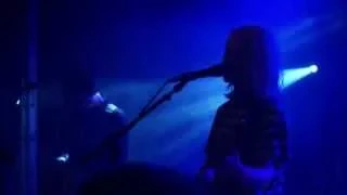 Alvvays "Adult Diversion" (Badaboum, Paris / 16.02.2015)