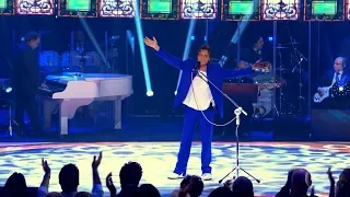 Roberto Carlos canta a música 'Luz Divina'   Especial 2017