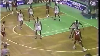 Hakeem Olajuwon crossover dribble split dodge