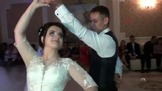 Ніжний, шикарний перший танець молодят Євгенія & Ярослави  - The first dance of the brides.