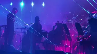 Insomnia - Faithless. Pete Tong & the Heritage Orchestra - Ibiza Classics at the O2. 03/12/2021