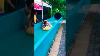 #beauty #waterfun #waterpark #swimsuit #foryou #fyp #sexy #bikini #girls #waterslide #shorts