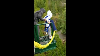 9 year old girl Yana experiencing Whistler Bungee Jumping in beautiful Canada 🇨🇦