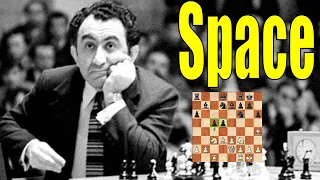 How Petrosian Uses SPACE to Control the Chessboard!