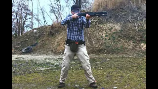 Semi auto shotgun vs. pump action