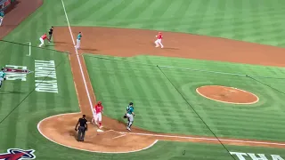 Ohtani hits his second RBI triple of the night, 3rd inning 09/25/21