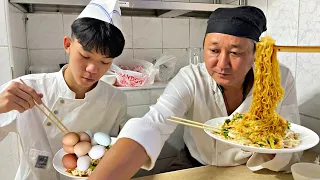 ЛАПША С ЯЙЦОМ ПО-КИТАЙСКИ, ПРОСТОЙ РЕЦЕПТ НЕВЕРОЯТНО ВКУСНОЙ ЛАПШИ БЕЗ МЯСА ОТ ДЯДЬ НУРИКА