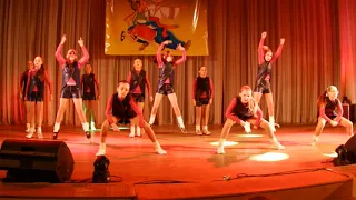 "Танцююче покоління" - зразковий аматорський анамбль танцю "Перлина" Роменського МБК