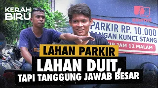 Kerah Biru: Tukang Parkir Bukan Cuma Menjaga Motor, Tapi Kepercayaan