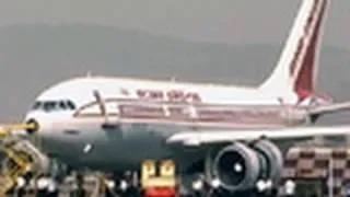 Unpaid Air India pilots warn they are distracted mid-air
