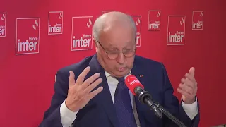 Le Conseil constitutionnel n'est "pas là pour rendre des services politiques", estime Laurent Fabius