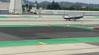 Pilatus pc-12/47 takes off out of Santa Monica airport