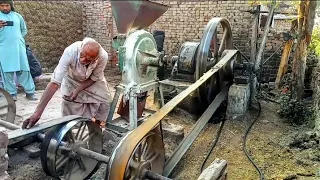 Starting Huge Old Ruston Engine Amazing Sounds || Old Machine Diesel Engine || Old Machinery