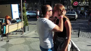 kissing prank / развод на поцелуй