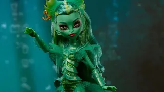 Skullector Monster High “Creature from the Black Lagoon” Doll review