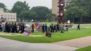 Law enforcement tear UH pro-Palestinian encampment & detain two | CW39 HOUSTON EXCLUSIVE