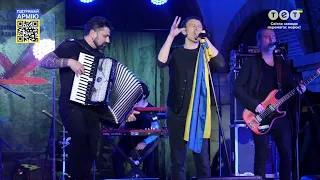 Океан Ельзи провели благодійний концерт у київському метро