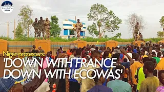 Niger coup supporters protest at French base after ECOWAS considers military intervention