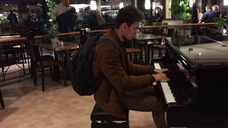 Thomas Krüger – The Last Unicorn – Piano Version at Restaurant in Dresden (Karstadt)