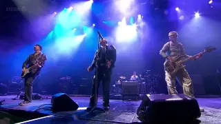 U2 Live at Glastonbury (HD) - I Still Haven't Found What I'm Looking For