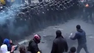 РЕВОЛЮЦИЯ В УКРАИНЕ! Война в Киеве!!! Revolutin Kiev Attack