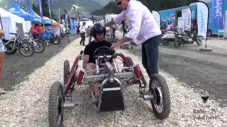 Le Salon du Véhicule Electrique a son véhicule araignée, la Swincar