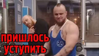 Борода решает. Beard helped in the gym PRANK