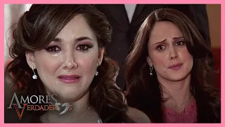 Amores Verdaderos: Liliana se entera que es hija de Adriana | Escenas C179 | tlnovelas