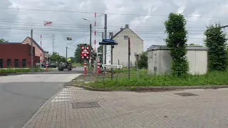 Spoorwegovergang Zwalm / Railroad crossing / Passage à niveau / Bahnübergang