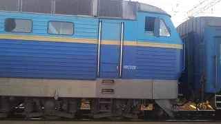 ЧС4-052 отправляется со станции Конотоп, с поездом 46 Лисичанск - Ужгород