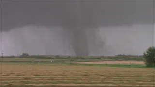 DRILLBIT TORNADO: Violent End Stage of the Abilene, Kansas Tornado 5-25-2016