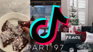 20+ MINUTES OF CHRISTMAS TIKTOK’s | CHRISTMAS COUNTDOWN | 136 days! | No. 97