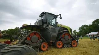 CLAAS innovations and new machines: EVION, XERION 12 Series and team performing live.