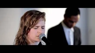 Christine and The Queens - Nuit 17 A 52 - Deezer Session