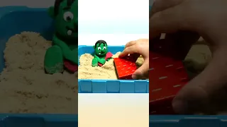 Mini Hulk Sand 💕Superhero Play Doh Stop motion cartoons